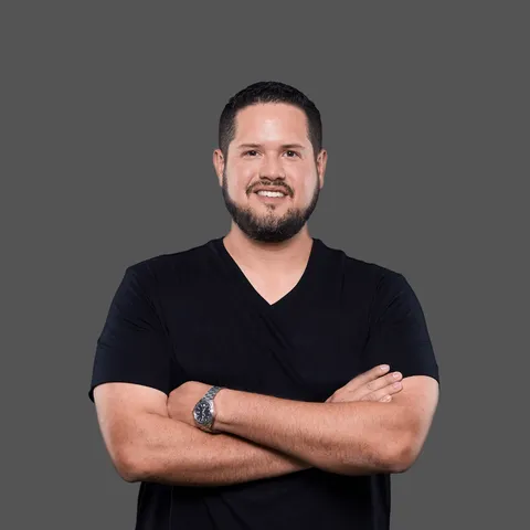 Tony Cruz
